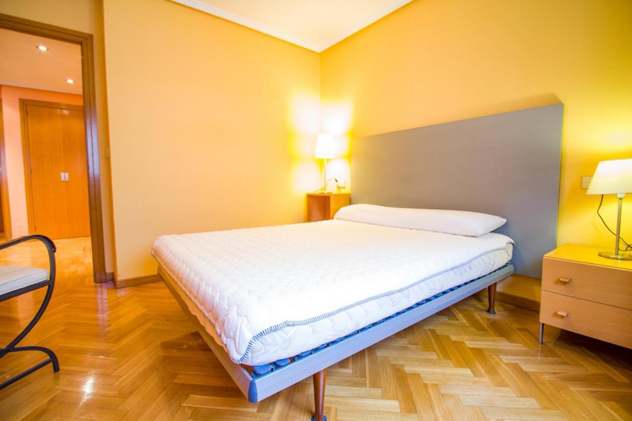 La Torre Appartement Oviedo Buitenkant foto